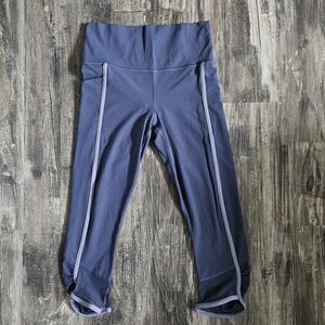 Athleta Salutation Stash Pocket II Capri, Size S